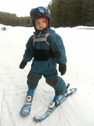 Eltern-Kind-Skikurse ab 2 Jahren